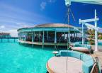 Centara Grand Island Resort & Spa Maldives 5*. Maldives aqua bar